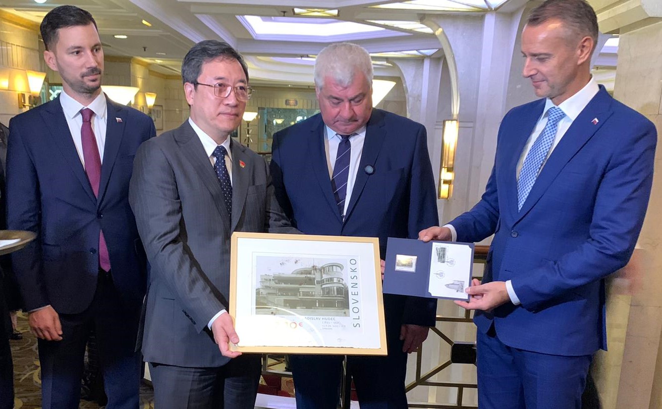 In Shanghai, a Slovak stamp was officially christened with the portrait of a house designed by Slovak architect Ladislav Hudec